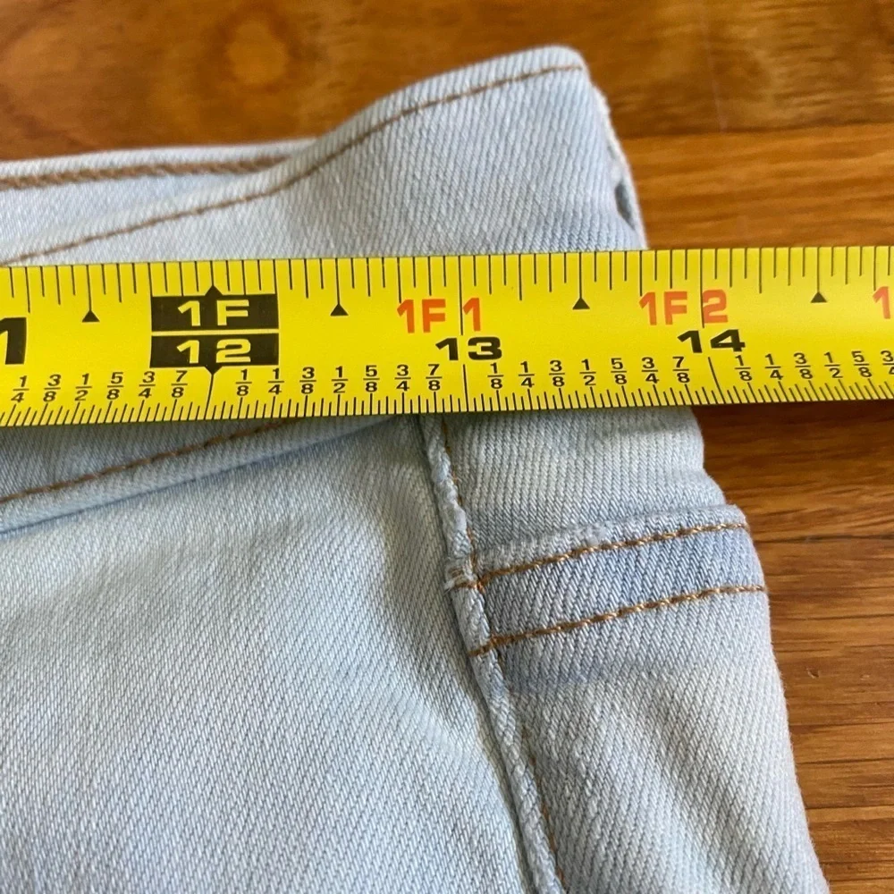 Gap 1969 Jeans Women 6/28R Stretch Skinny Mid Rise Light Wash Raw Hem Distressed